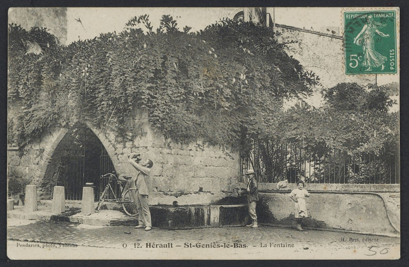 Carte postale ancienne Saint Geniès le Bas la fontaine 1908 - Archives départementales de l'Hérault - FRAD034-2FICP-03158-00001