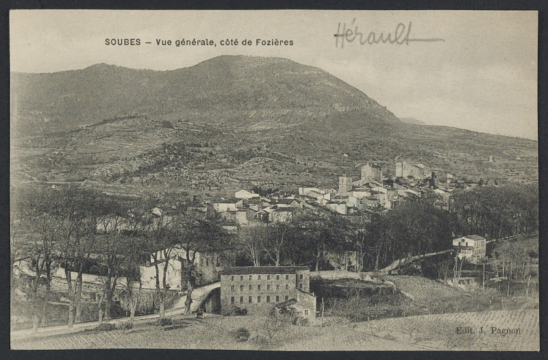 Carte postale ancienne Soubès vue générale côté de Fozières - Archives départementales de l'Hérault - FRAD034-2FICP-02085-00001