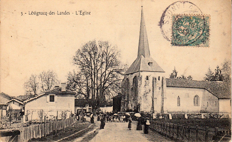 Carte postale ancienne Lévignacq - Eglise 3