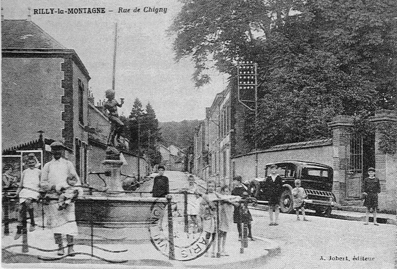 Carte postale ancienne Rilly la montagne 75300