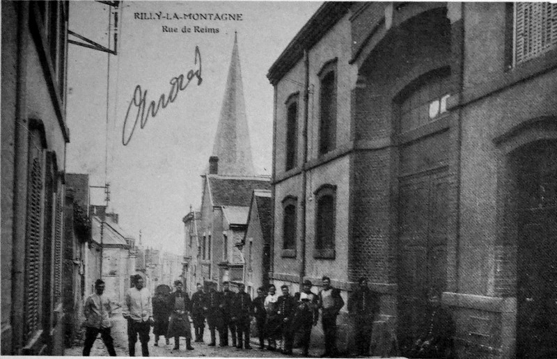 Carte postale ancienne Rilly église maison chauvet 1005395