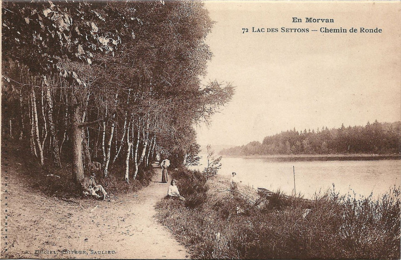 Carte postale ancienne Lac des Settons-Fr-58-carte postale-11
