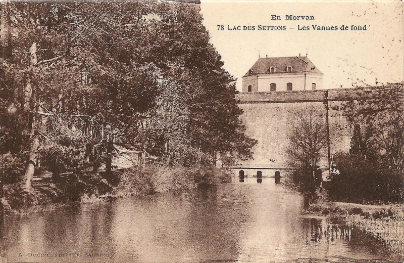 Carte postale ancienne Lac des Settons-Fr-58-carte postale-12