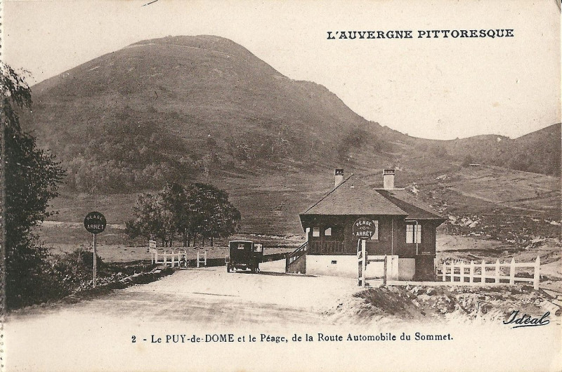 Carte postale ancienne Le Puy de Dôme-Fr-63-vers 1930-route automobile-03