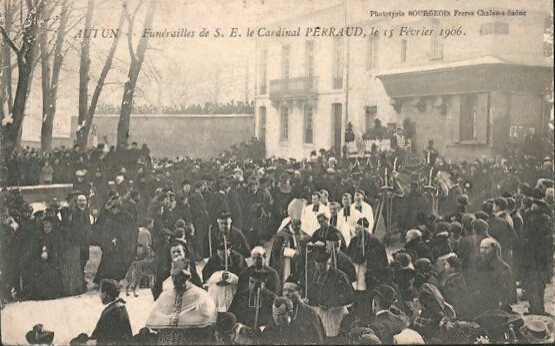 Carte postale ancienne Funérailles du cardinal Perraud