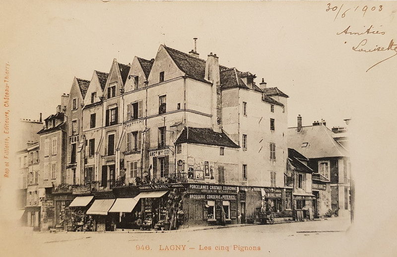 Carte postale ancienne L1603 - Lagny-sur-Marne - Les cinq pignons