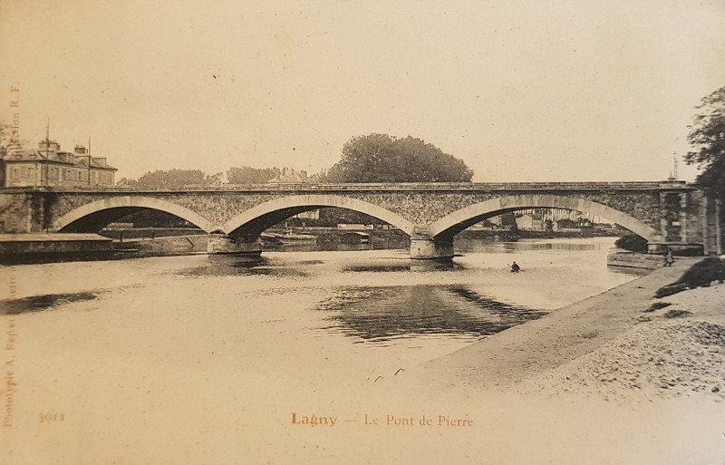 Carte postale ancienne L1659 - Lagny-sur-Marne - Pont de pierre