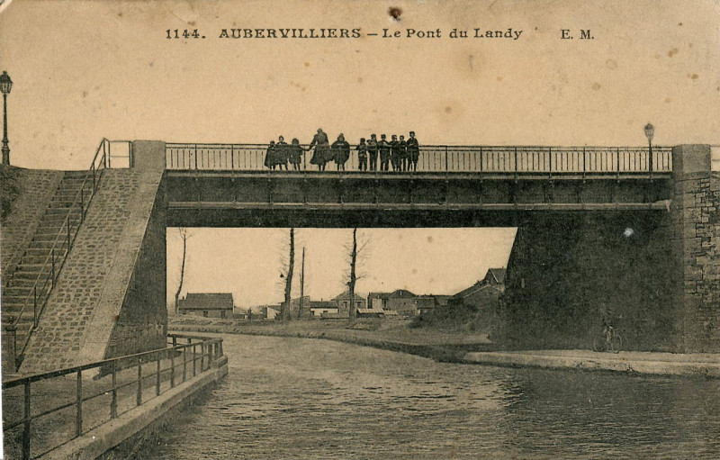 Carte postale ancienne Em 1144 - Auber - Le Pont du Landy