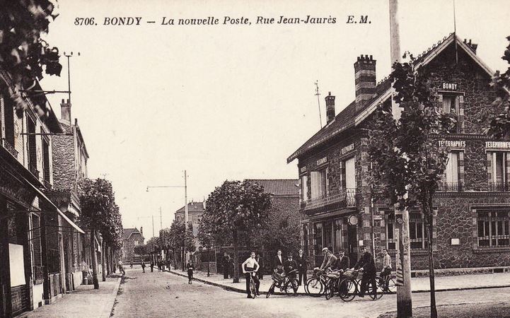 Carte postale ancienne Bondy Nouvelle poste Rue Jean-Jaurès