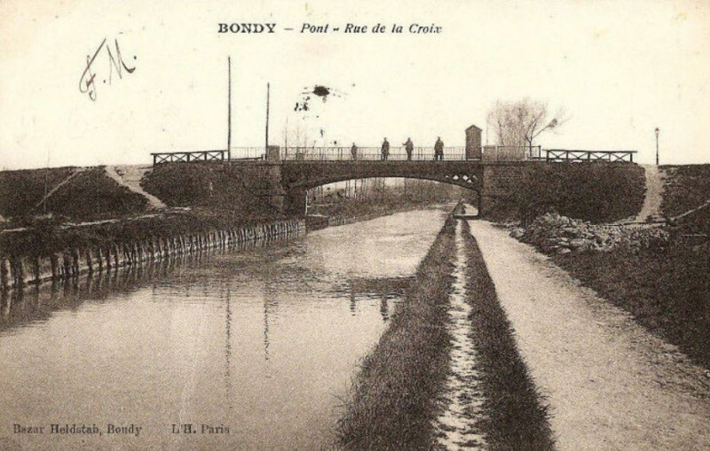 Carte postale ancienne Bondy.Pont.Rue de la Croix