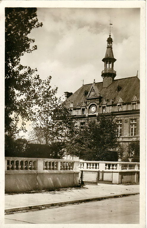 Carte postale ancienne Godneff 88 - La Courneuve - La Mairie