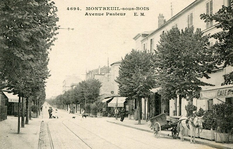 Carte postale ancienne Montreuil.Avenue Pasteur