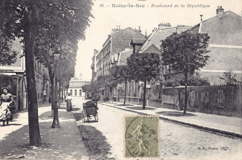 Carte postale ancienne Bf 48 - Nls - Boulevard de la République