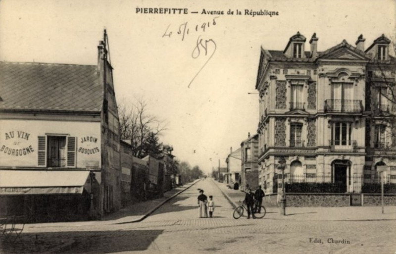 Carte postale ancienne Pierrefitte.Avenue de la République.2
