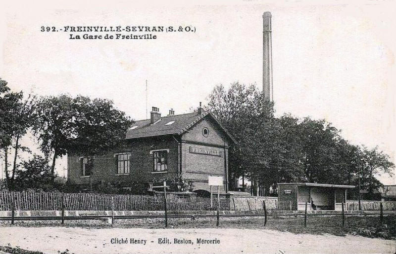 Carte postale ancienne Sevran - La gare de Freinville