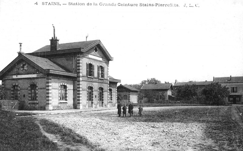 Carte postale ancienne Station de la Gc de Stains Pierrefitte