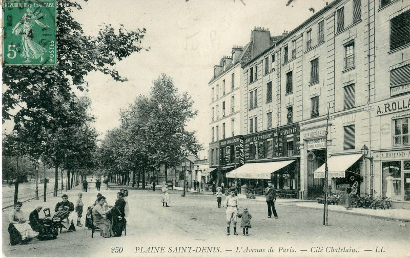 Carte postale ancienne Ll 250 - Plaine St-Denis - L'Avenue de Paris - Cité Chatelain