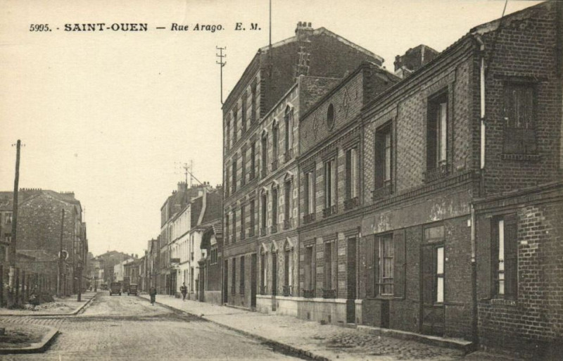 Carte postale ancienne Rue Arago à Saint-Ouen-sur-Seine