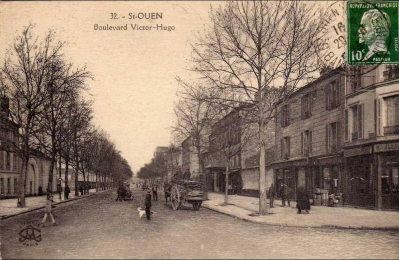Carte postale ancienne Boulevard Victor-Hugo à Saint-Ouen-sur-Seine