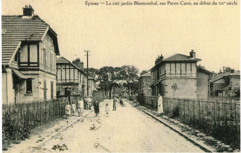 Carte postale ancienne Epinay.Rue Pierre Curie