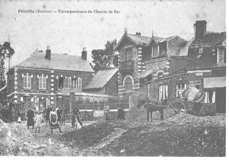 Carte postale ancienne Friville-Escarbotin-80-Chemin de fer