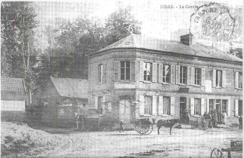 Carte postale ancienne Nibas le centre