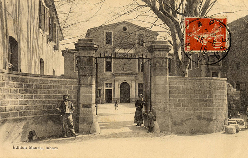 Carte postale ancienne Apt ancien college