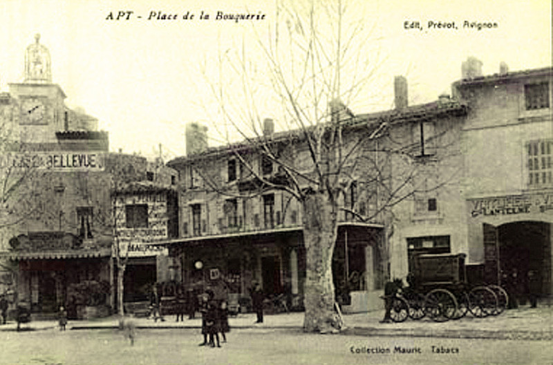 Carte postale ancienne Apt place de la Bouquerie éd Prévot