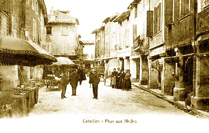 Carte postale ancienne Cavaillon La Place aux Herbes