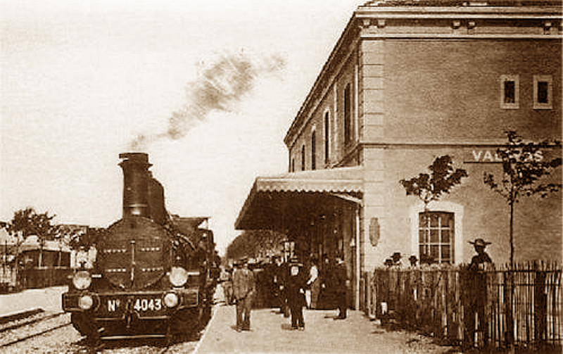 Carte postale ancienne Valréas Train Nyons-Pierrelatte