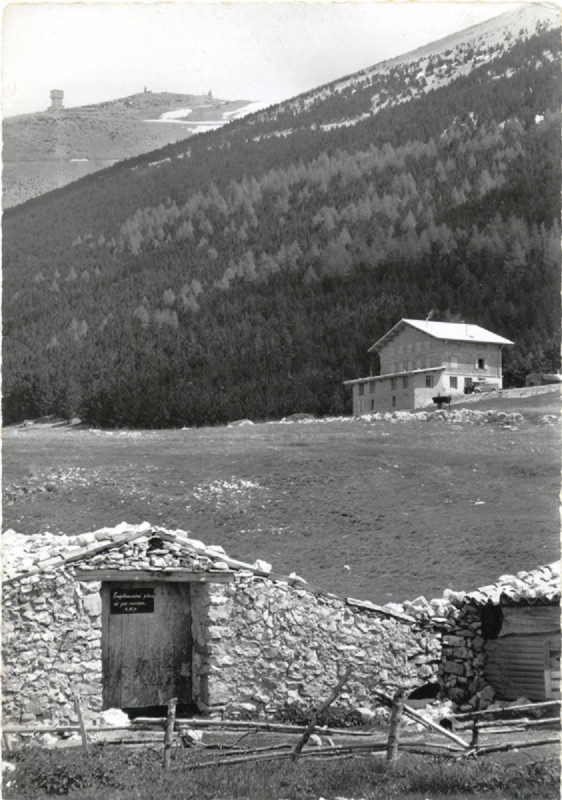 Carte postale ancienne Jas au mont Serein