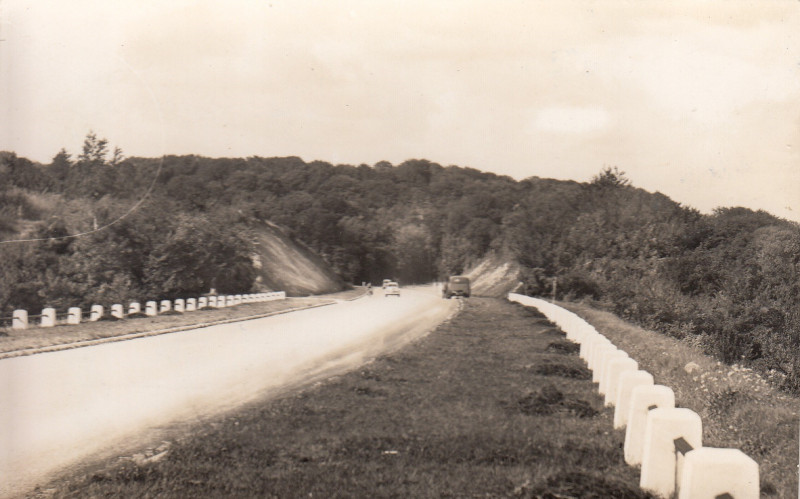 Carte postale ancienne L2658 - Flins-sur-Seine - RN13