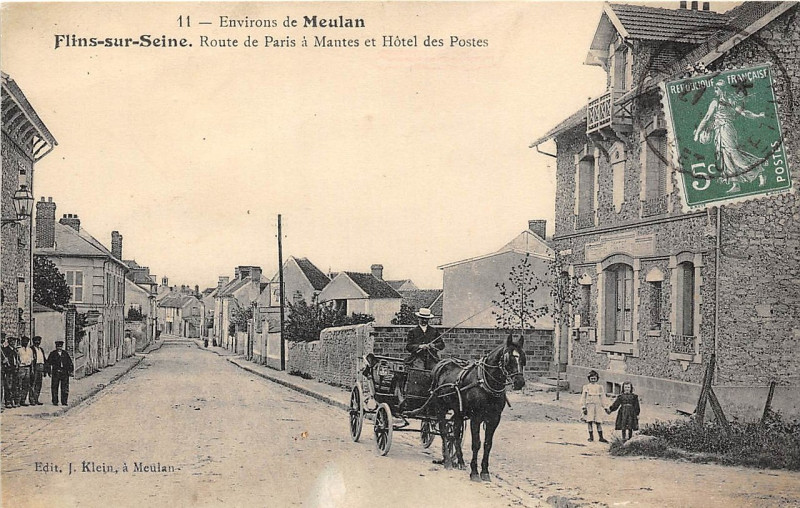 Carte postale ancienne L2662 - Flins-sur-Seine - Route de Paris