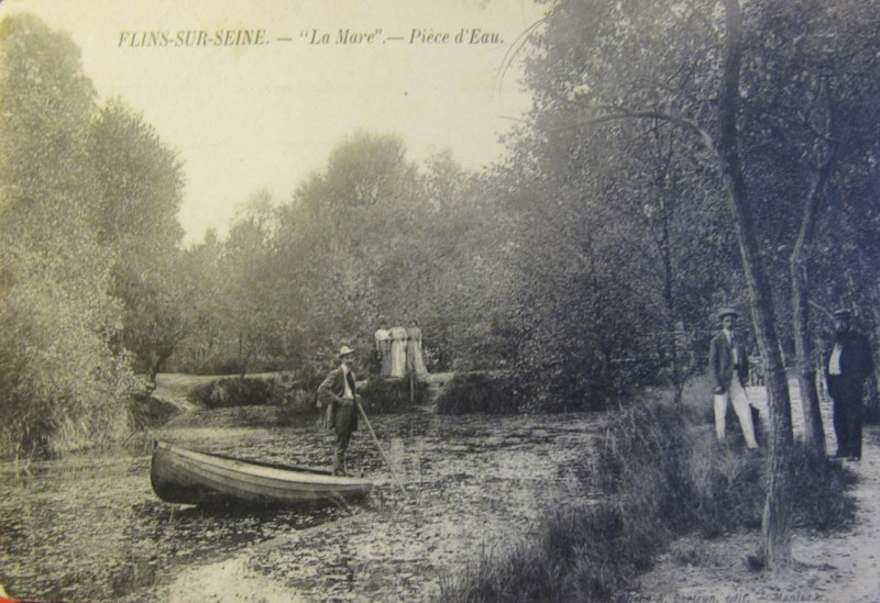 Carte postale ancienne L2706 - Flins-sur-Seine - Parc du château - La mare