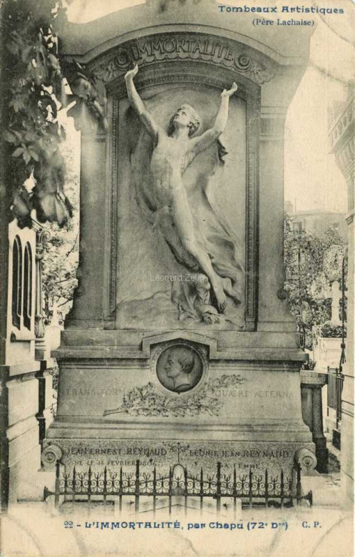 Carte postale ancienne Le Père-Lachaise - L'immortalité à Paris 20e