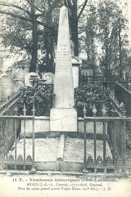 Carte postale ancienne Père-Lachaise - Hugo à Paris 20e