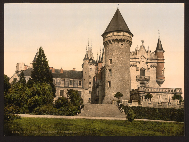 Carte postale ancienne Busset near Vichy, Chateaux de Bourbon (i.e., Château de Bourbon-Busset), Vichy, France-LCCN2001699263