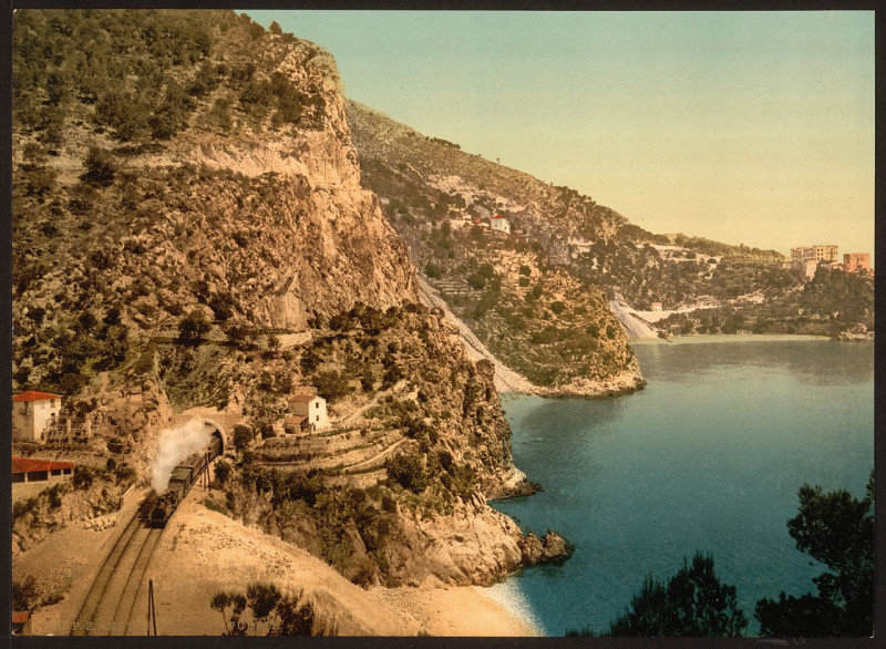 Carte postale ancienne View on the road to La Turbie, Eze and St. Jean, Riviera-LCCN2001699295