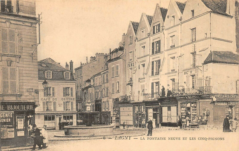 Carte postale ancienne L1810 - Lagny-sur-Marne - Les 5 pignons