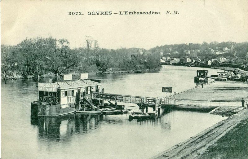 Carte postale ancienne Sevres - L'Embarcadaire à Sèvres