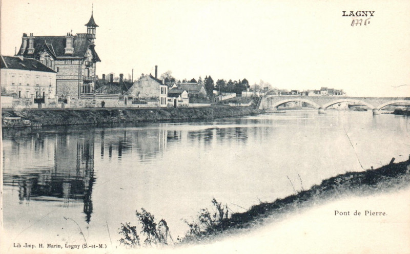 Carte postale ancienne L2011 - Lagny-sur-Marne - Pont de Pierre