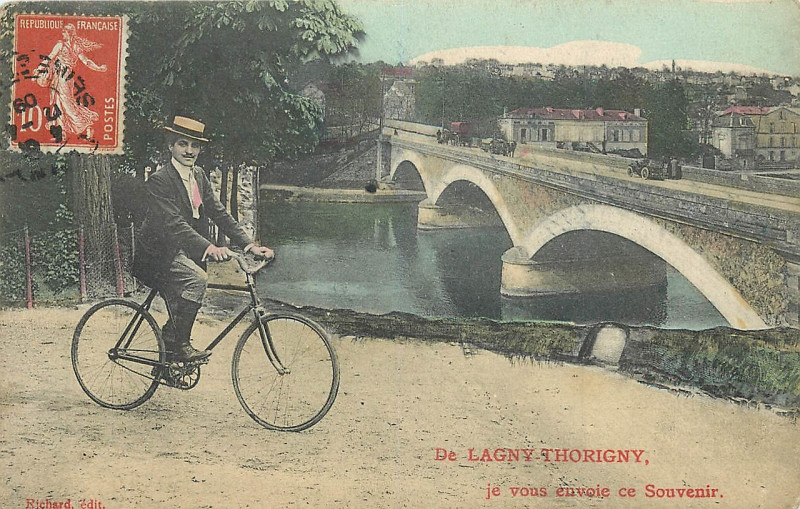 Carte postale ancienne L2022 - Lagny-sur-Marne - Pont de Pierre
