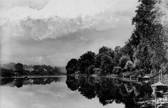 Carte postale ancienne L2347 - Lagny-sur-Marne - Bords de Marne