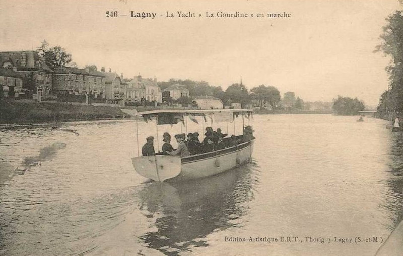 Carte postale ancienne L2382 - Lagny-sur-Marne - Bords de Marne