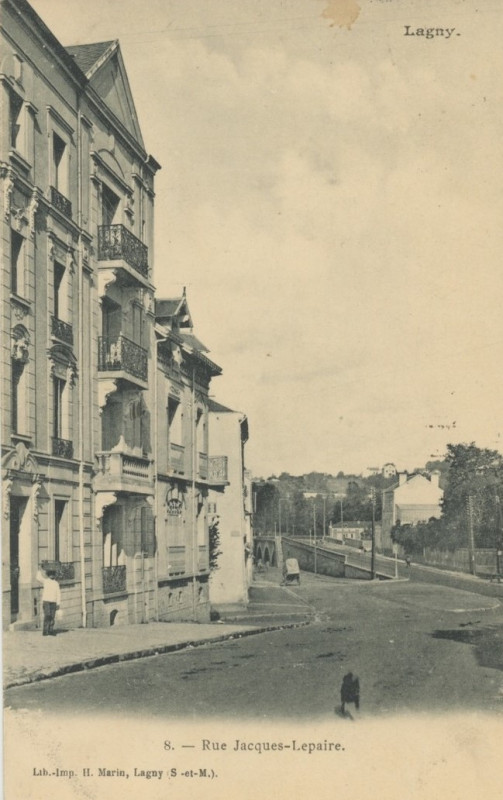 Carte postale ancienne L2858 - Lagny-sur-Marne - Rue Jacques Lepaire