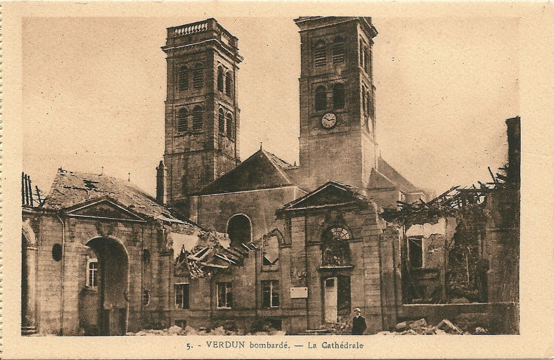 Carte postale ancienne Verdun-Fr-55-bombardé-vers 1918-b04 à Verdun