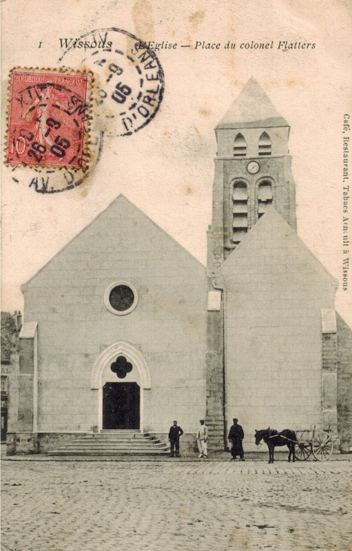 Carte postale ancienne Wissous - L'Eglise - Place du colonel Flatters