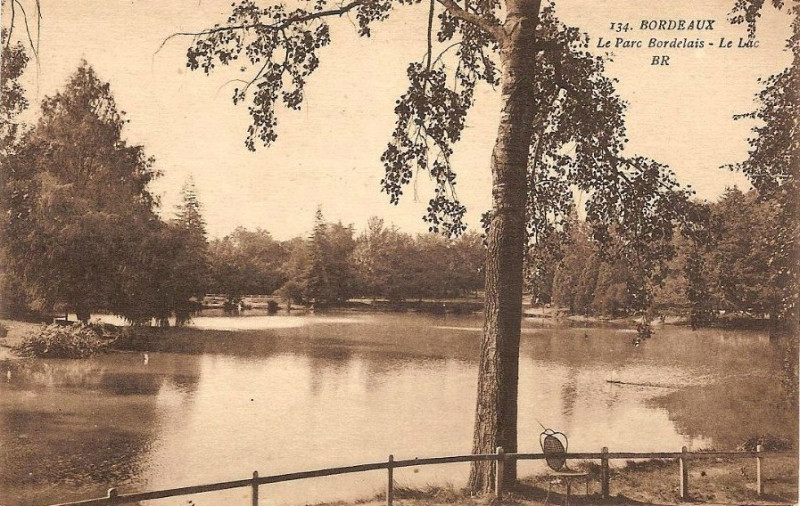 Carte postale ancienne Parc Bordelais - Lac 1b à Bordeaux