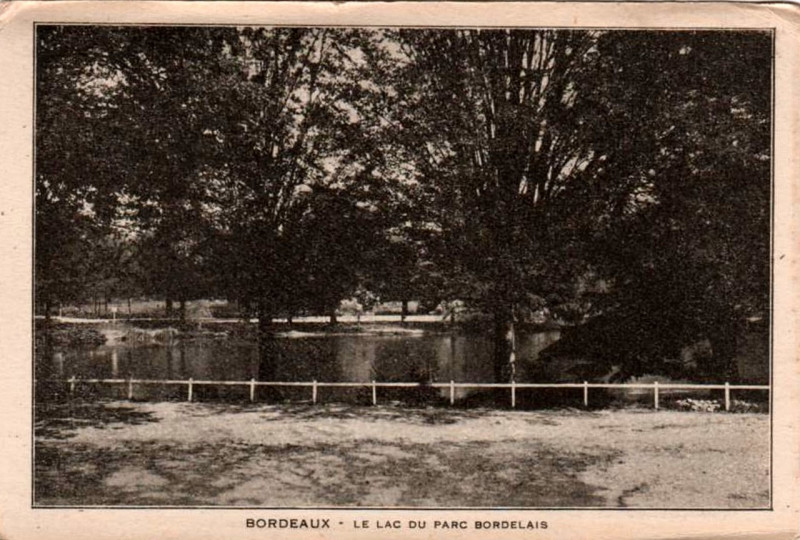 Carte postale ancienne Parc Bordelais - Lac 21 à Bordeaux