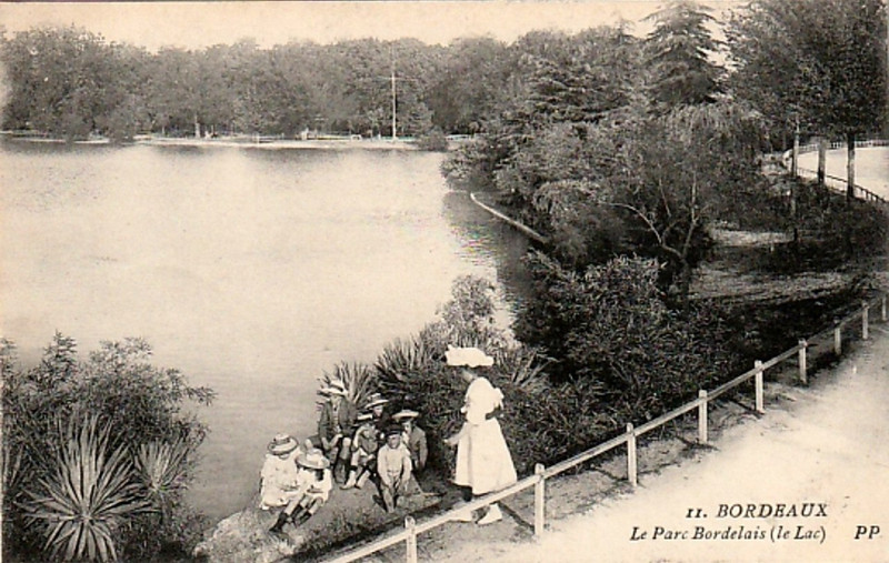 Carte postale ancienne Parc Bordelais - Lac 7 à Bordeaux